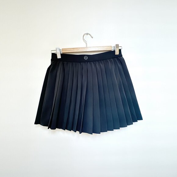 Lululemon Court Rival High-Rise Pleated Skirt – Size 2, Black - Picture 1 of 5